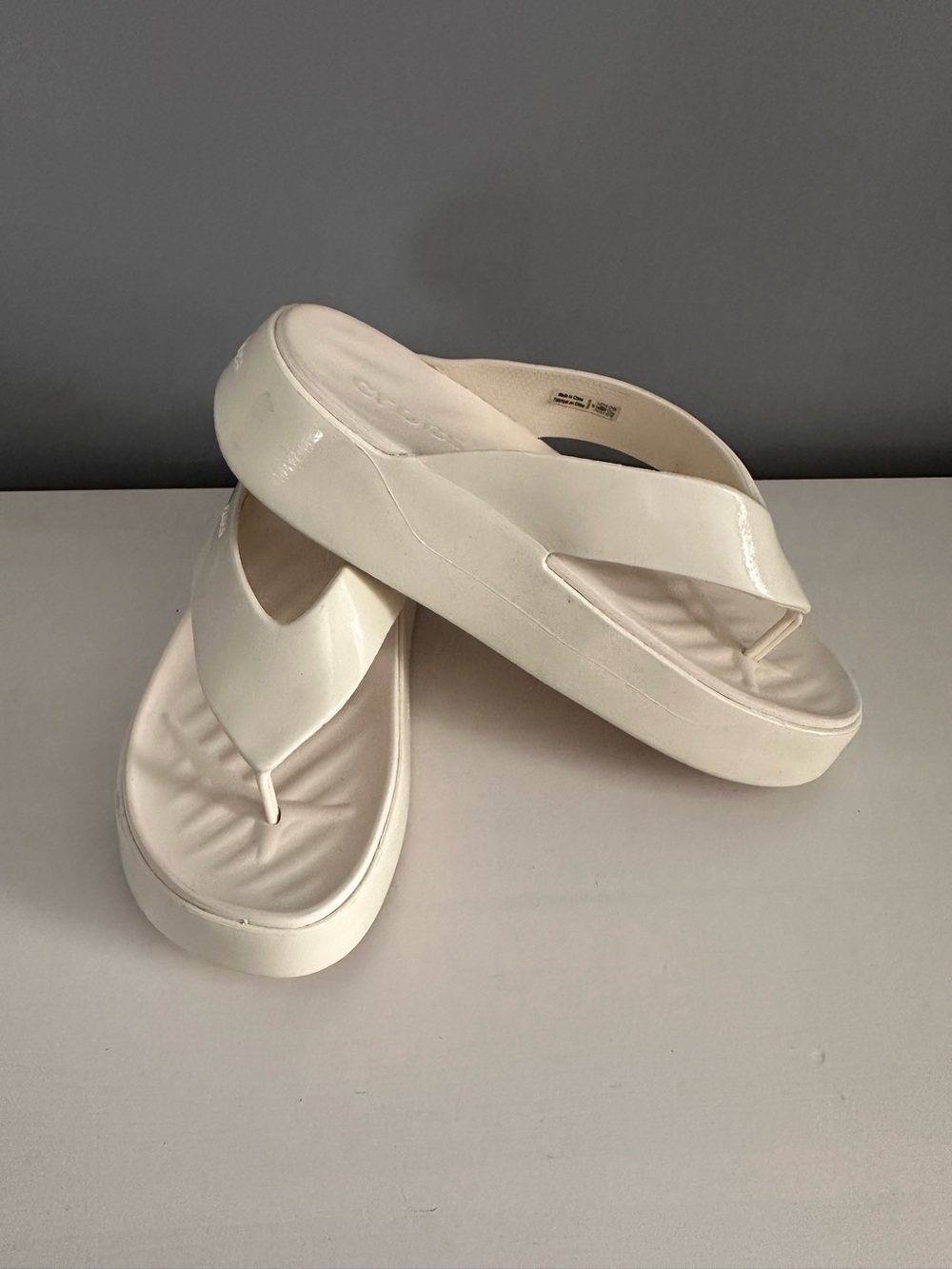 CROCS - Women’s, Getaway, Platform, Flip Flop, Off White, Size 8